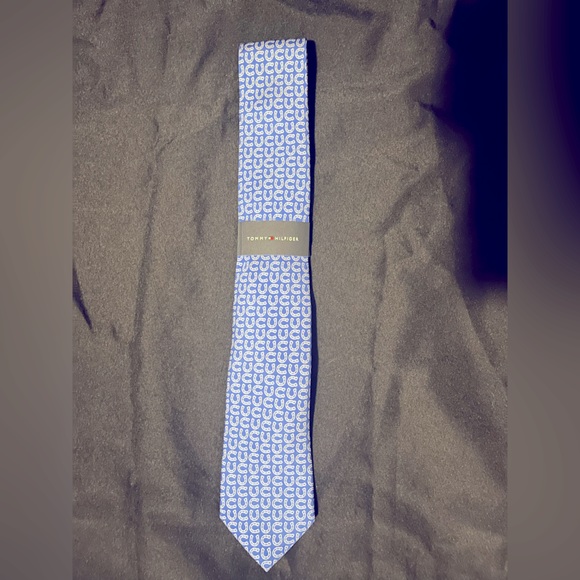 Tommy Hilfiger Blue and White Tie - Picture 1 of 5
